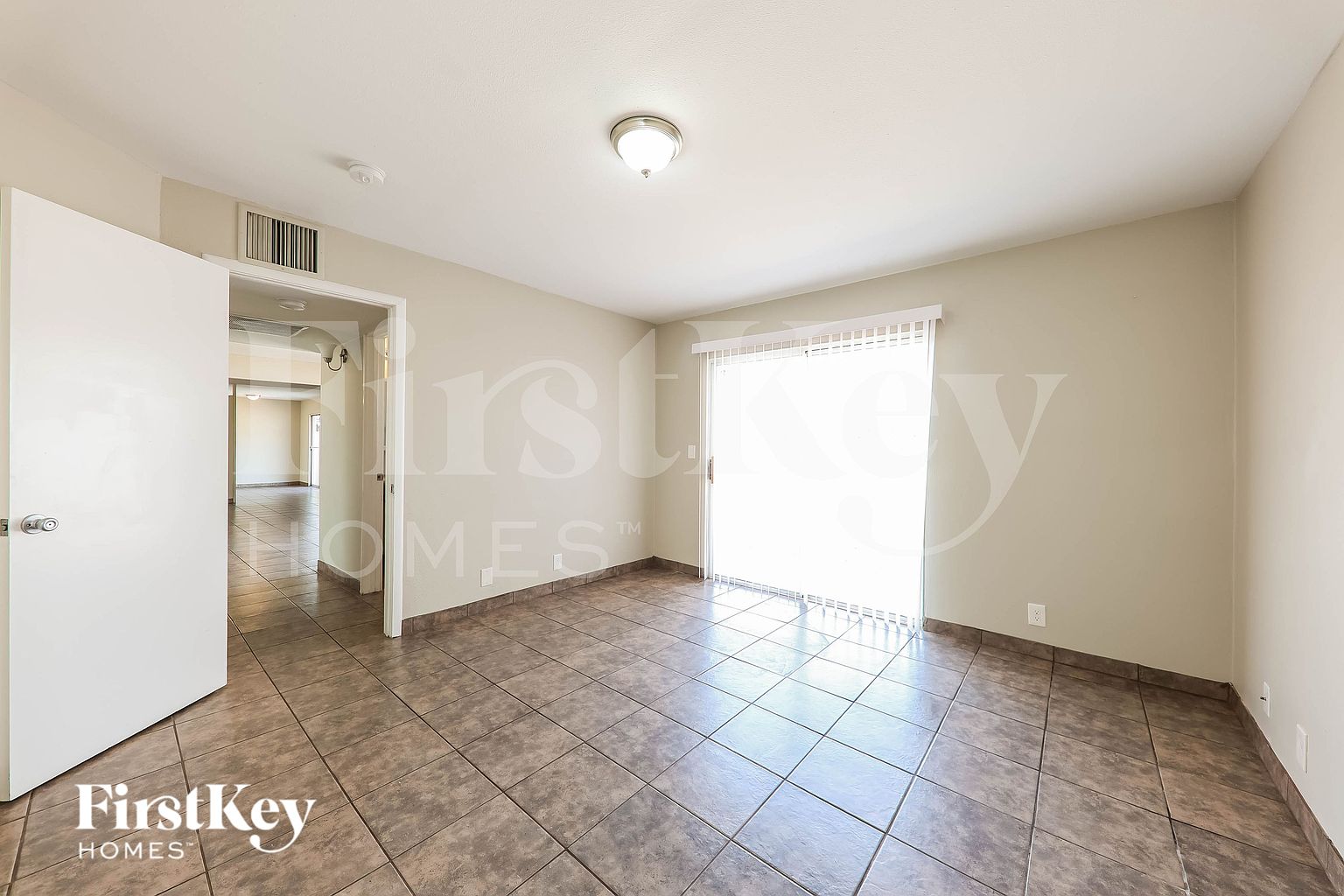 13857 N 48th Ave Glendale, AZ 85306 photo 3