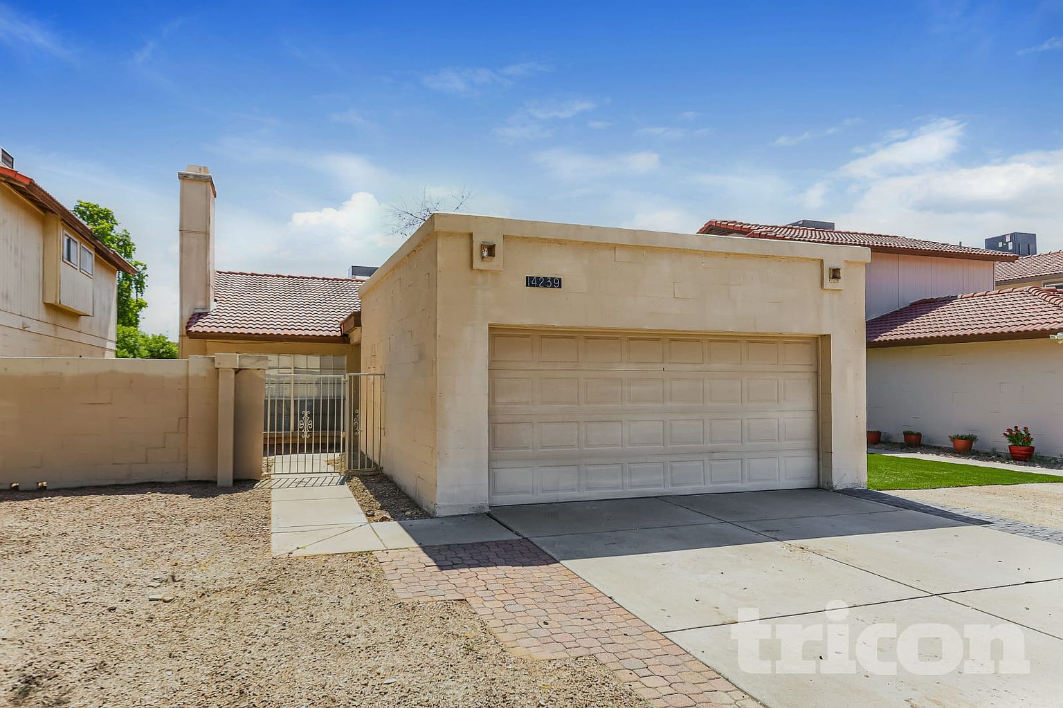 14239 N 50th Dr Glendale, AZ 85306 photo 3