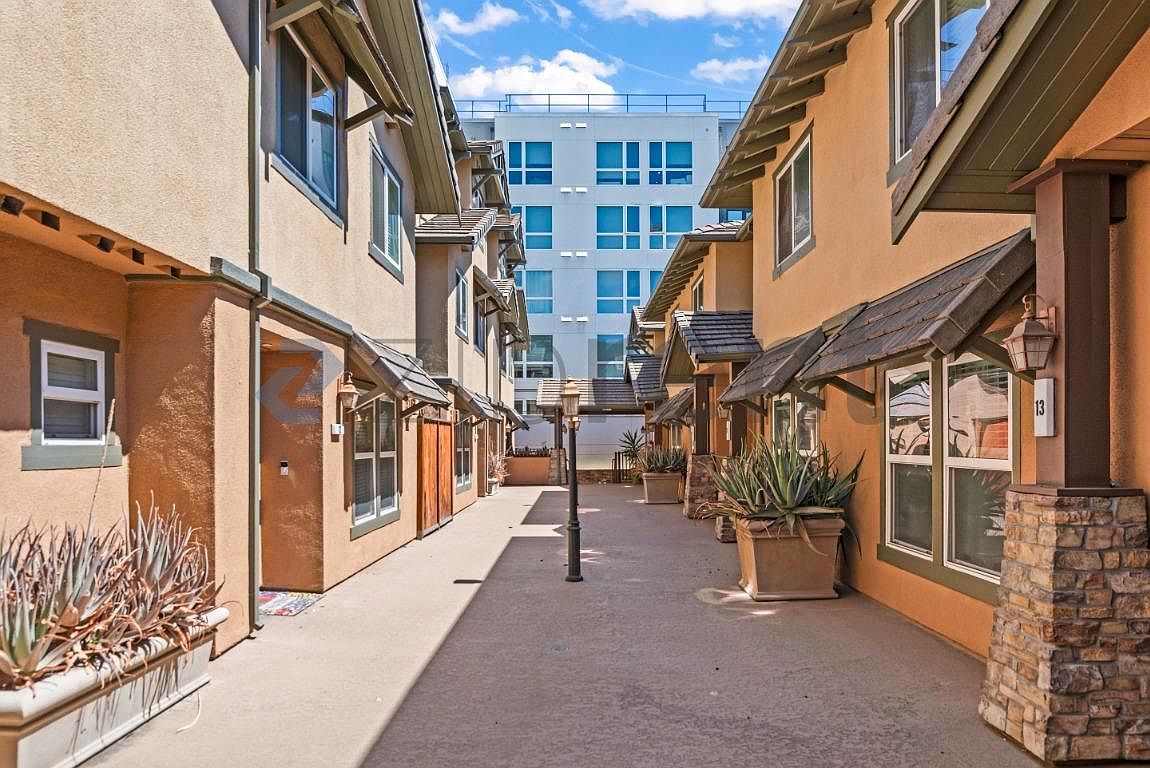 108 Balbach St photo 4