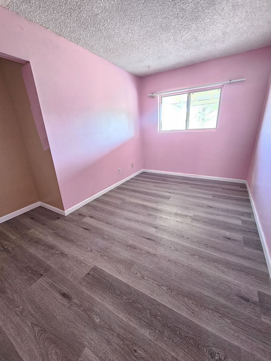 3135 W Acapulco Ln photo 5