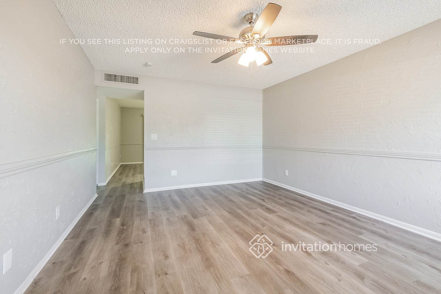 3223 W Acapulco Ln Phoenix, AZ 85053 photo 4