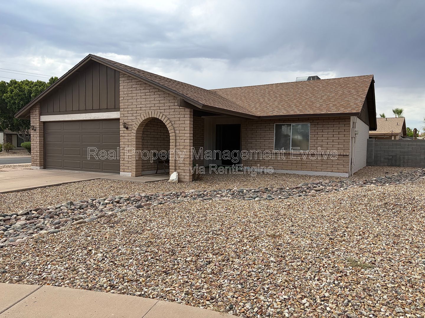 16645 N 34th Dr Phoenix, AZ 85053 photo 4