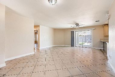 814 W Villa Maria Dr Phoenix, AZ 85023 photo 3