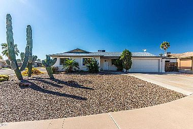814 W Villa Maria Dr Phoenix, AZ 85023 photo 2