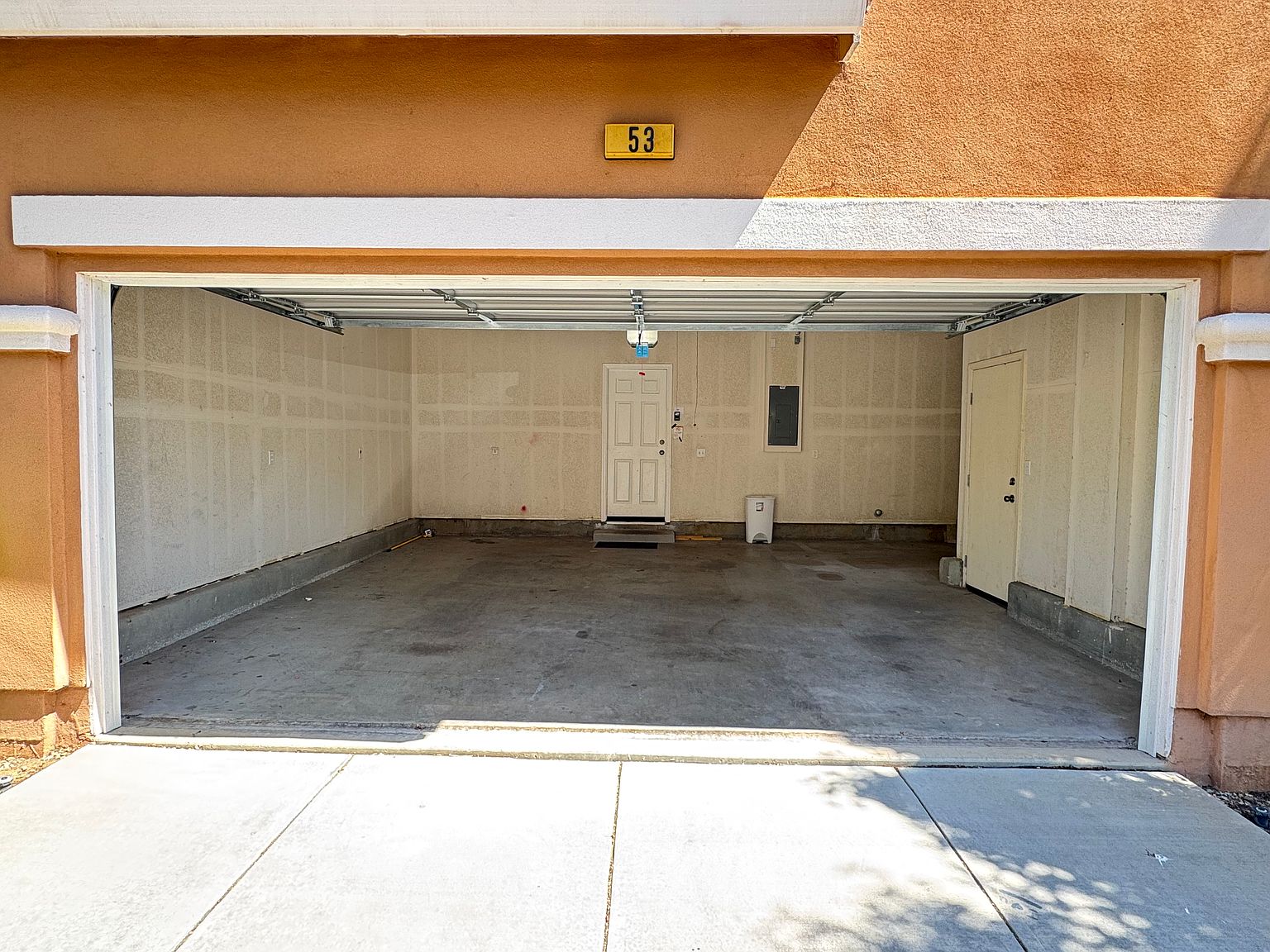 53 W Ameno Ln photo 2