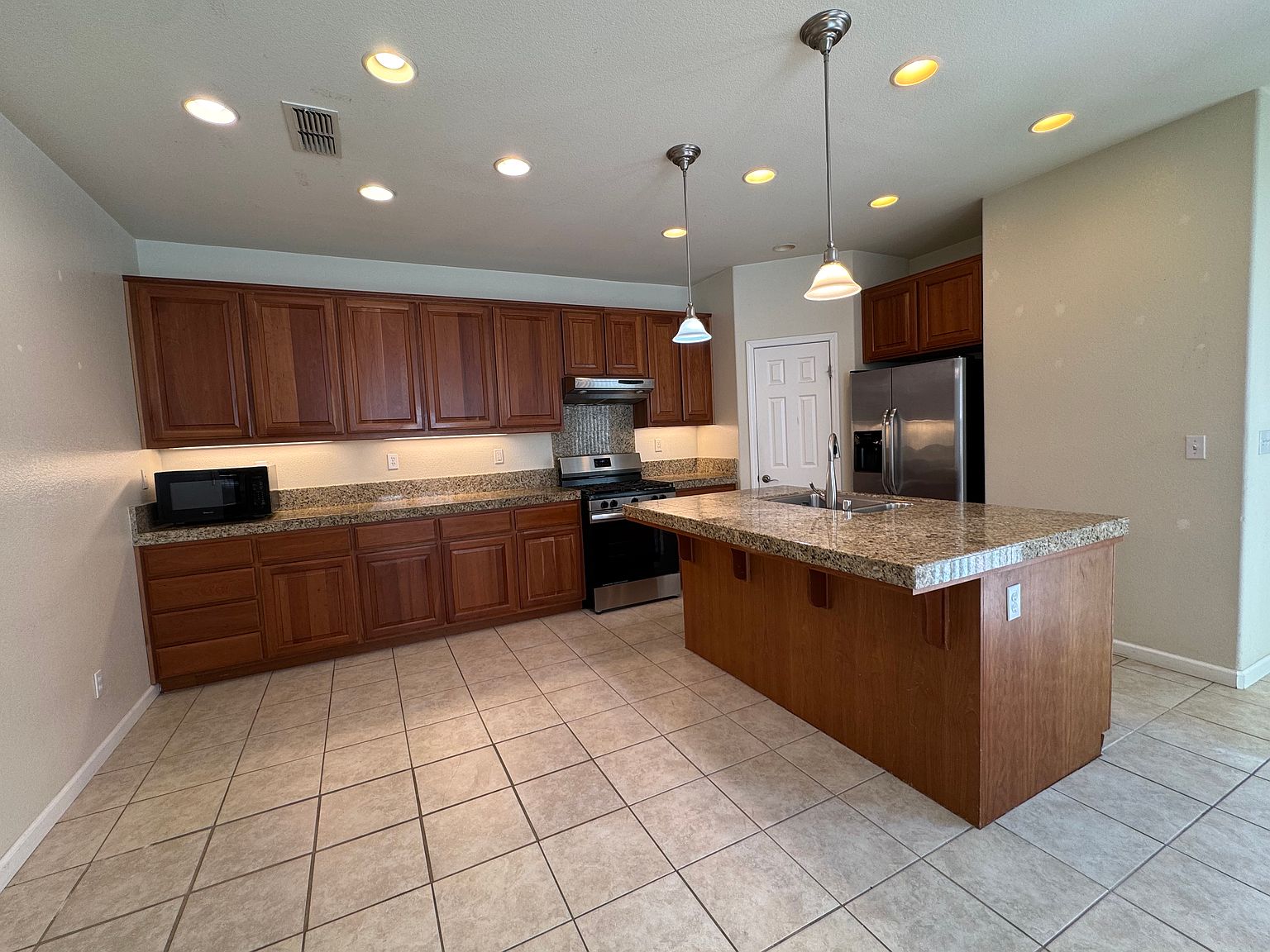 53 W Ameno Ln photo 4