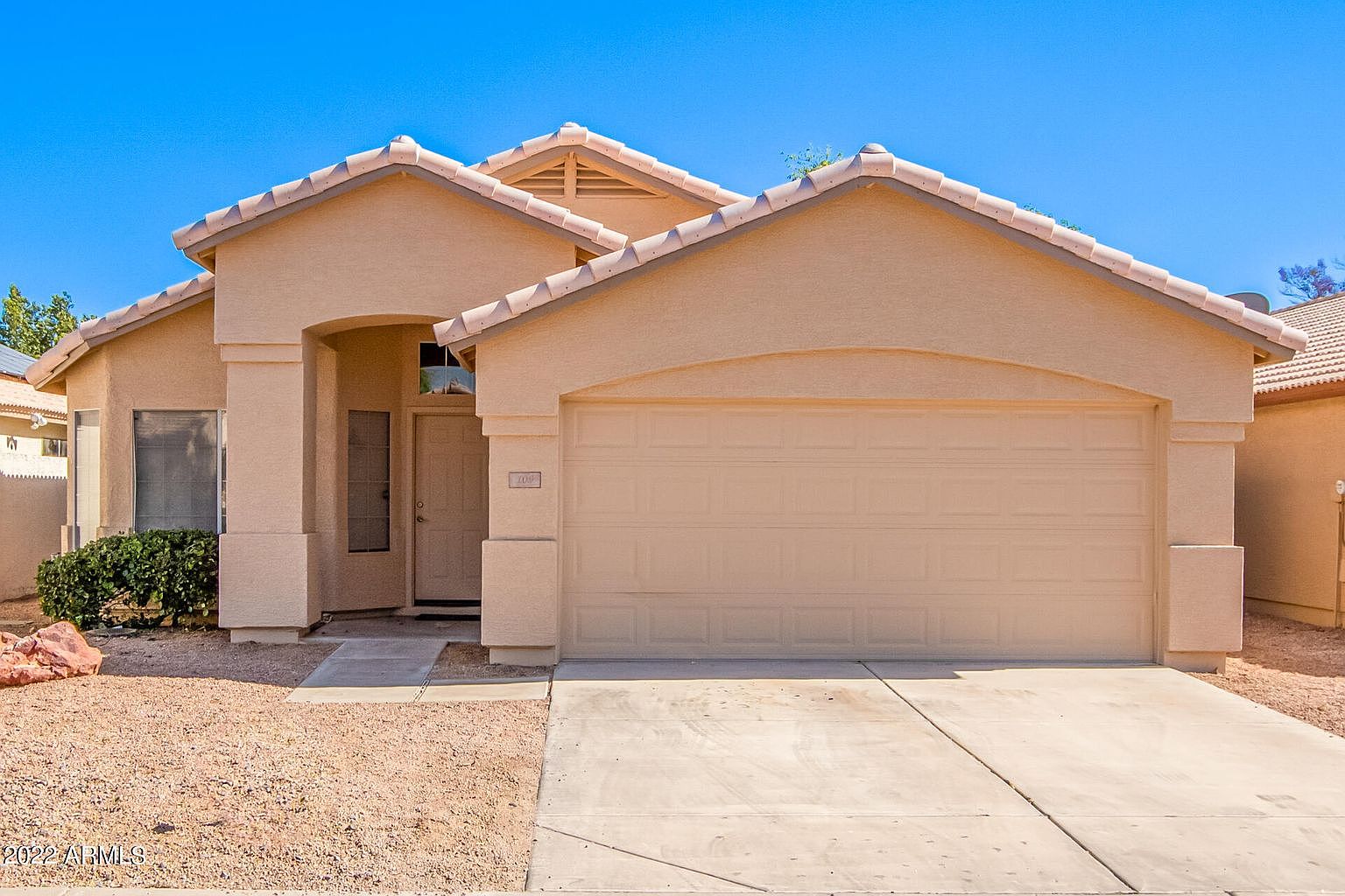 109 W Helena Dr Phoenix, AZ 85023 photo 5