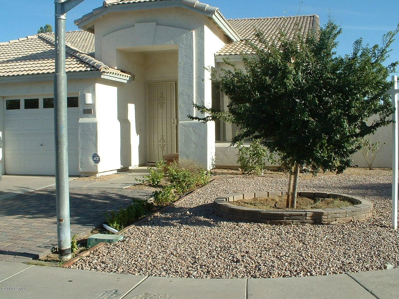 407 W Helena Dr Phoenix, AZ 85023 photo 3