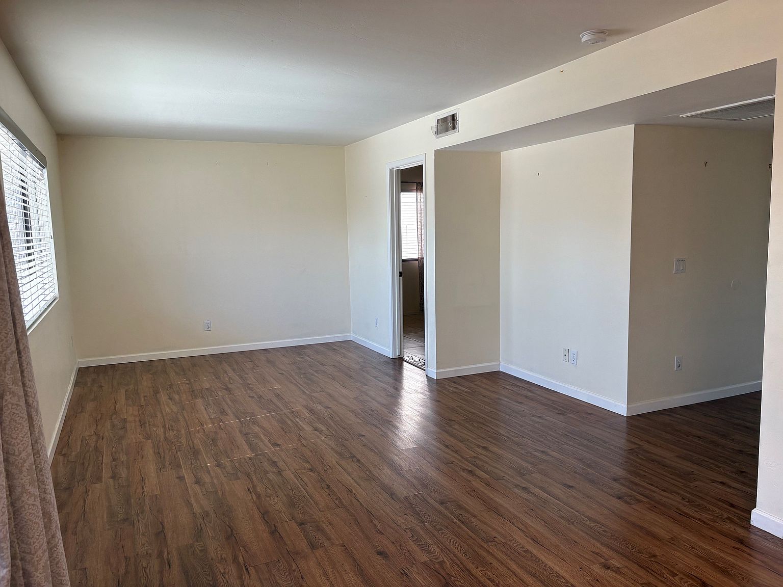 2548 W Canyon Crest Cir photo 4