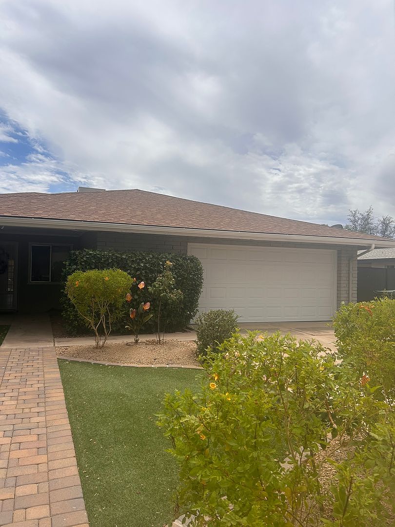 2407 W Le Marche Ave Phoenix, AZ 85023 photo 3