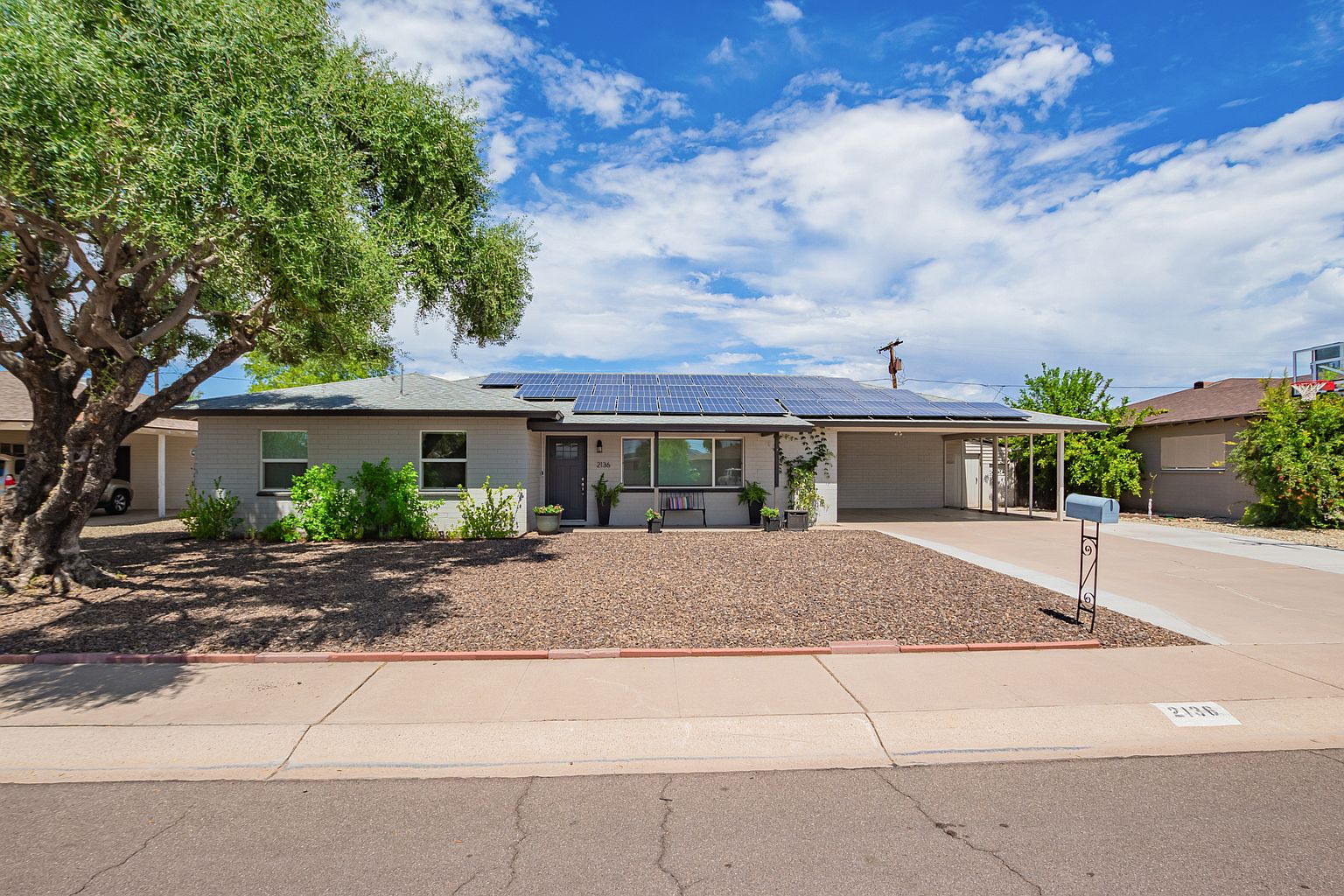 2136 W Village Dr Phoenix, AZ 85023 photo 2