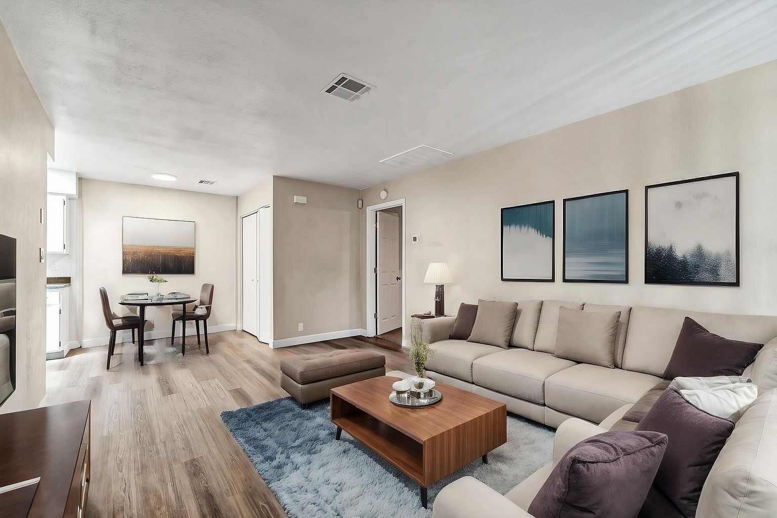 317 W Hononegh Dr Phoenix, AZ 85027 photo 3
