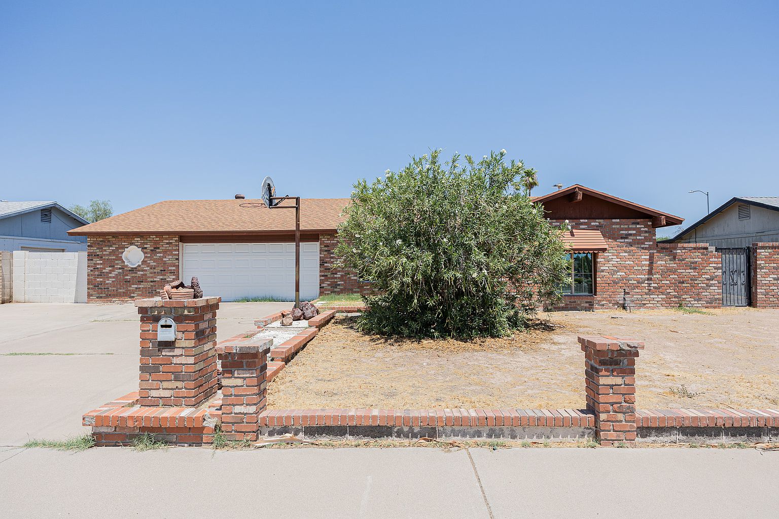 1634 W Sack Dr Phoenix, AZ 85027 photo 3