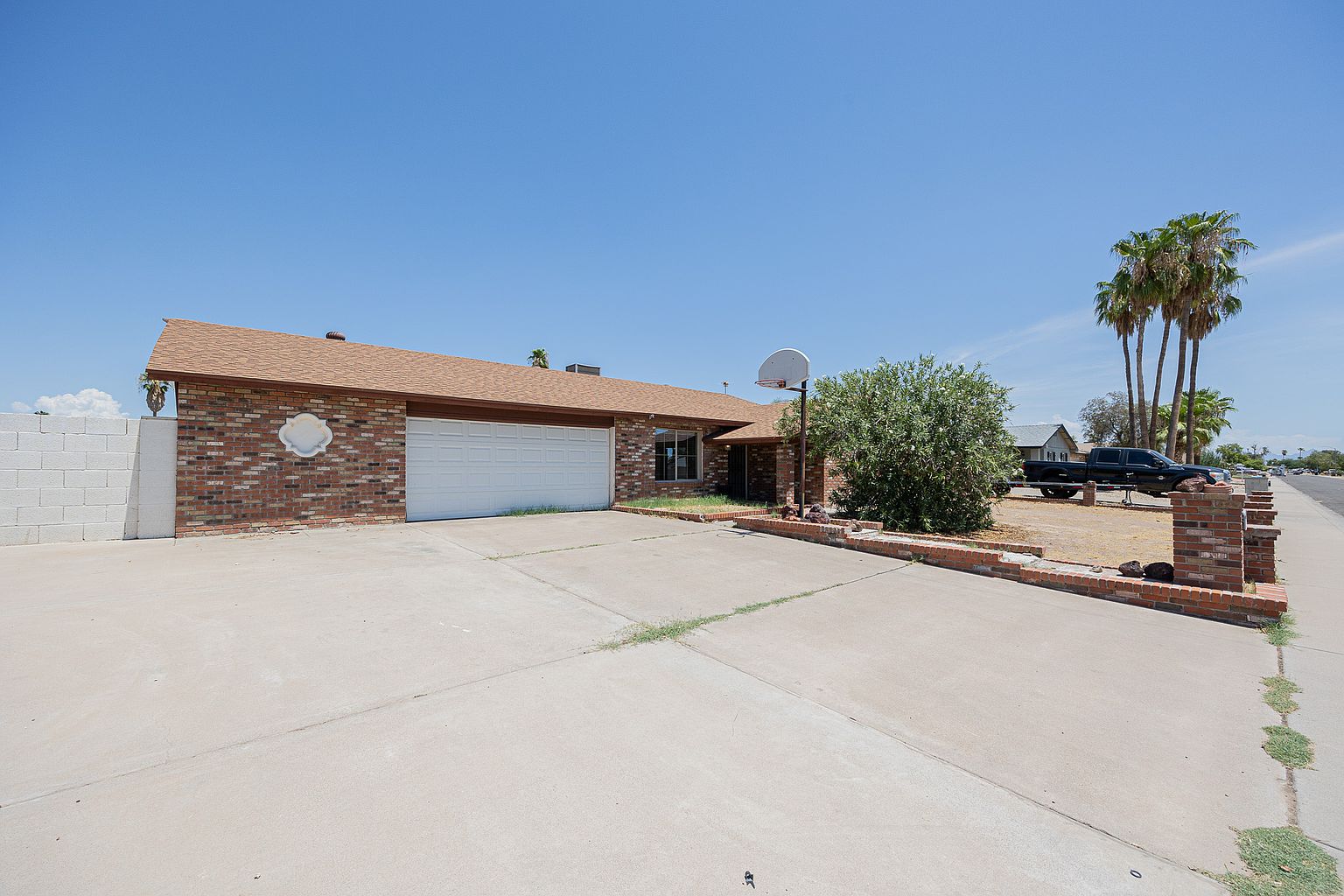 1634 W Sack Dr Phoenix, AZ 85027 photo 2