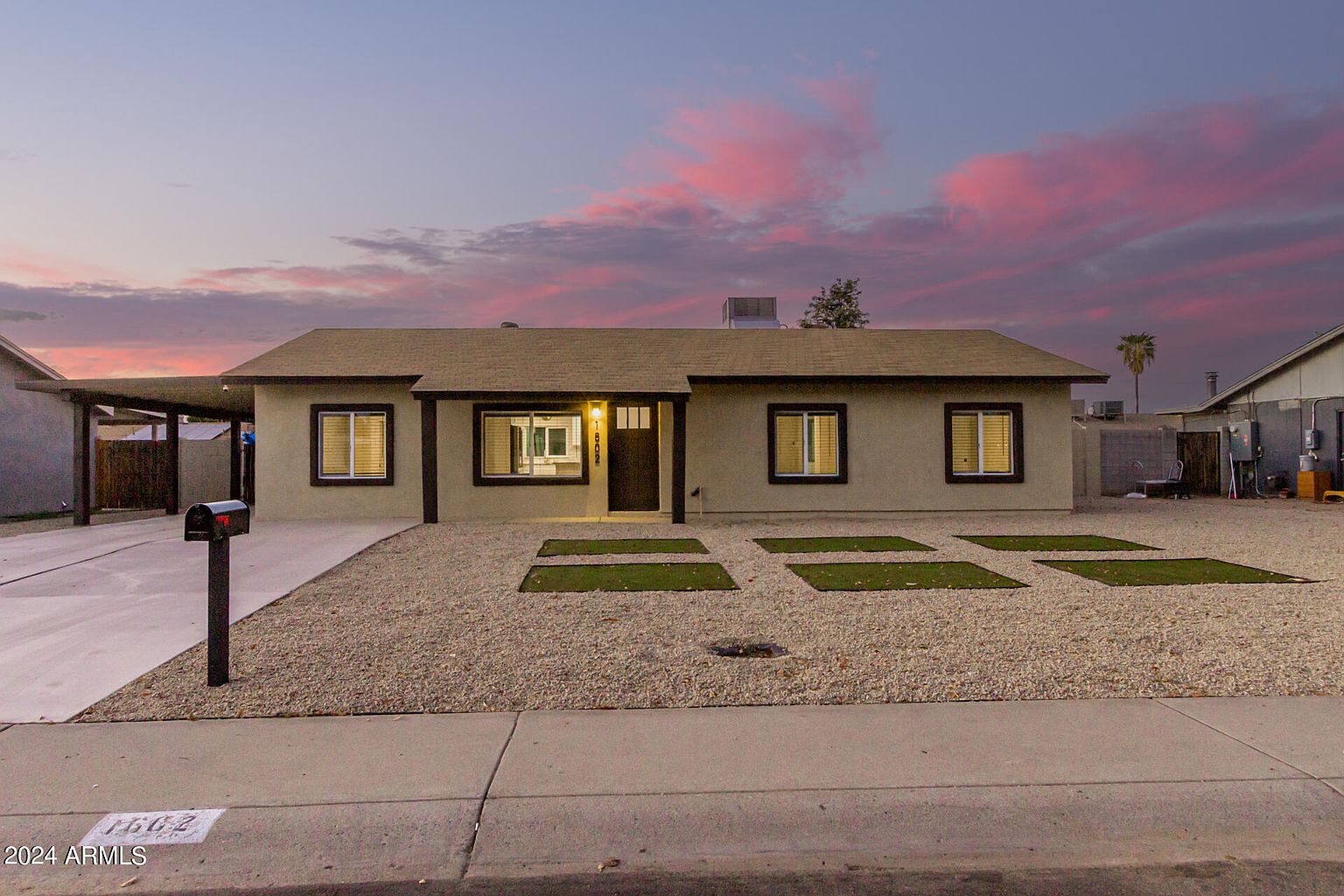 1602 W Rockwood Dr Phoenix, AZ 85027 photo 2