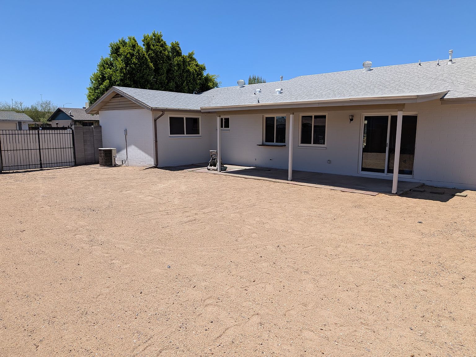 1815 W Menadota Dr photo 4