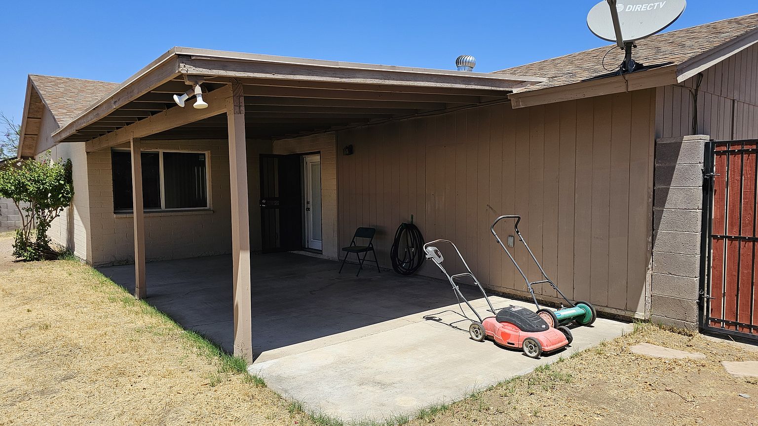 2135 W Maple Dr photo 5