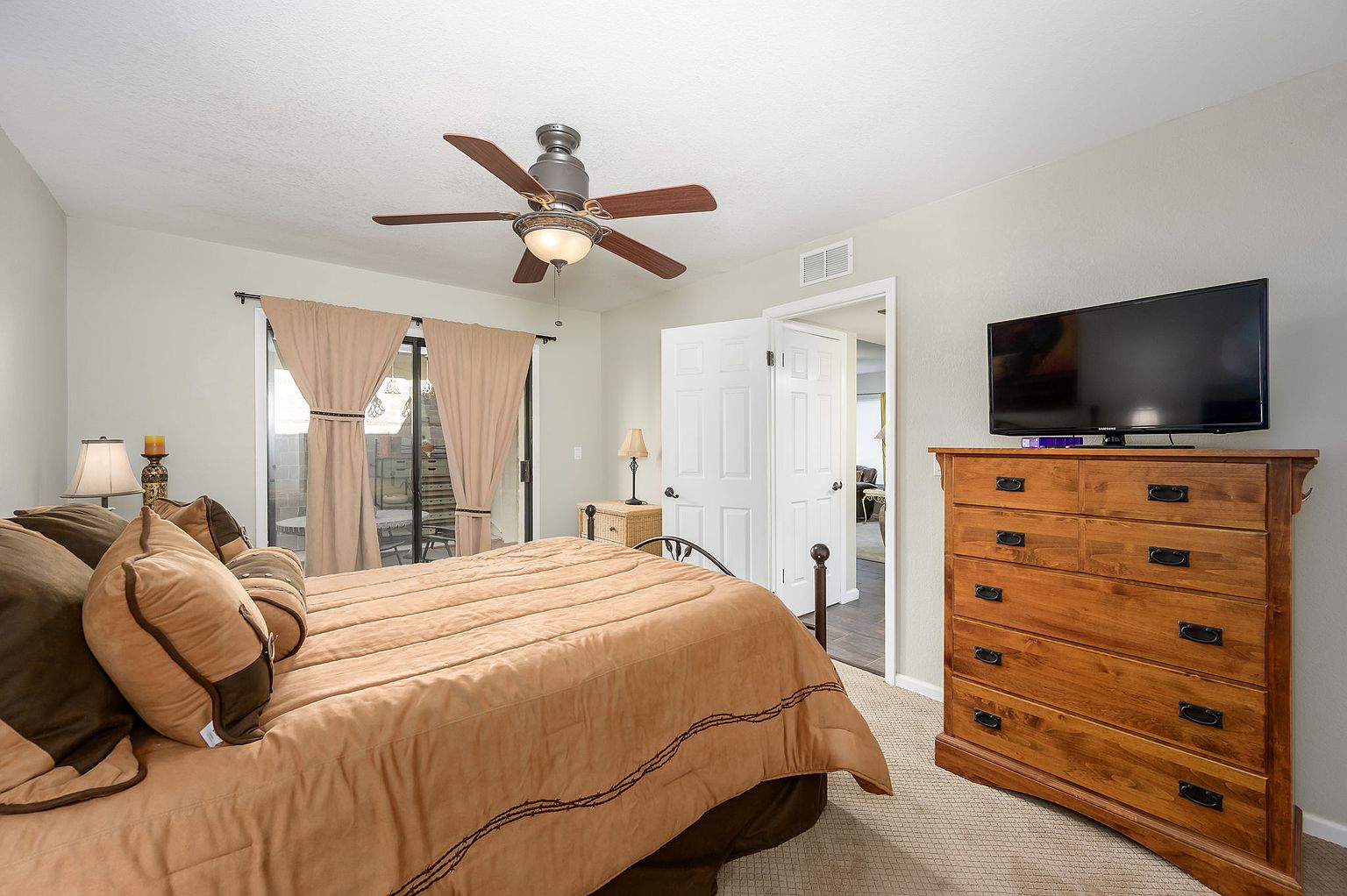 37801 N Cave Creek Rd photo 3