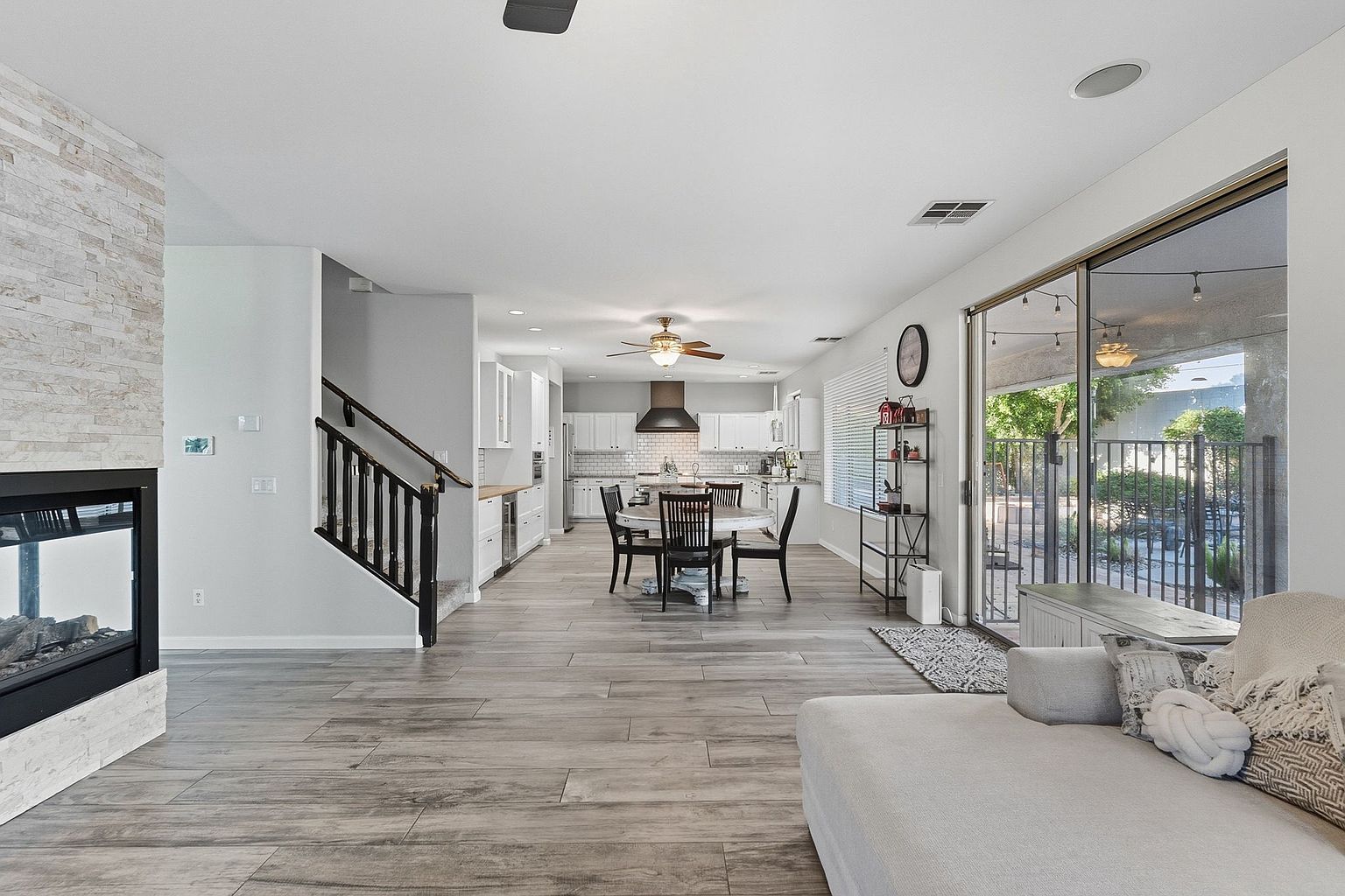 29401 North 48th Place, Cave Creek, AZ 85331 photo 4