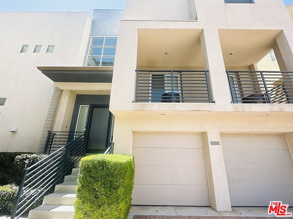 6581 Seabluff Dr photo 4