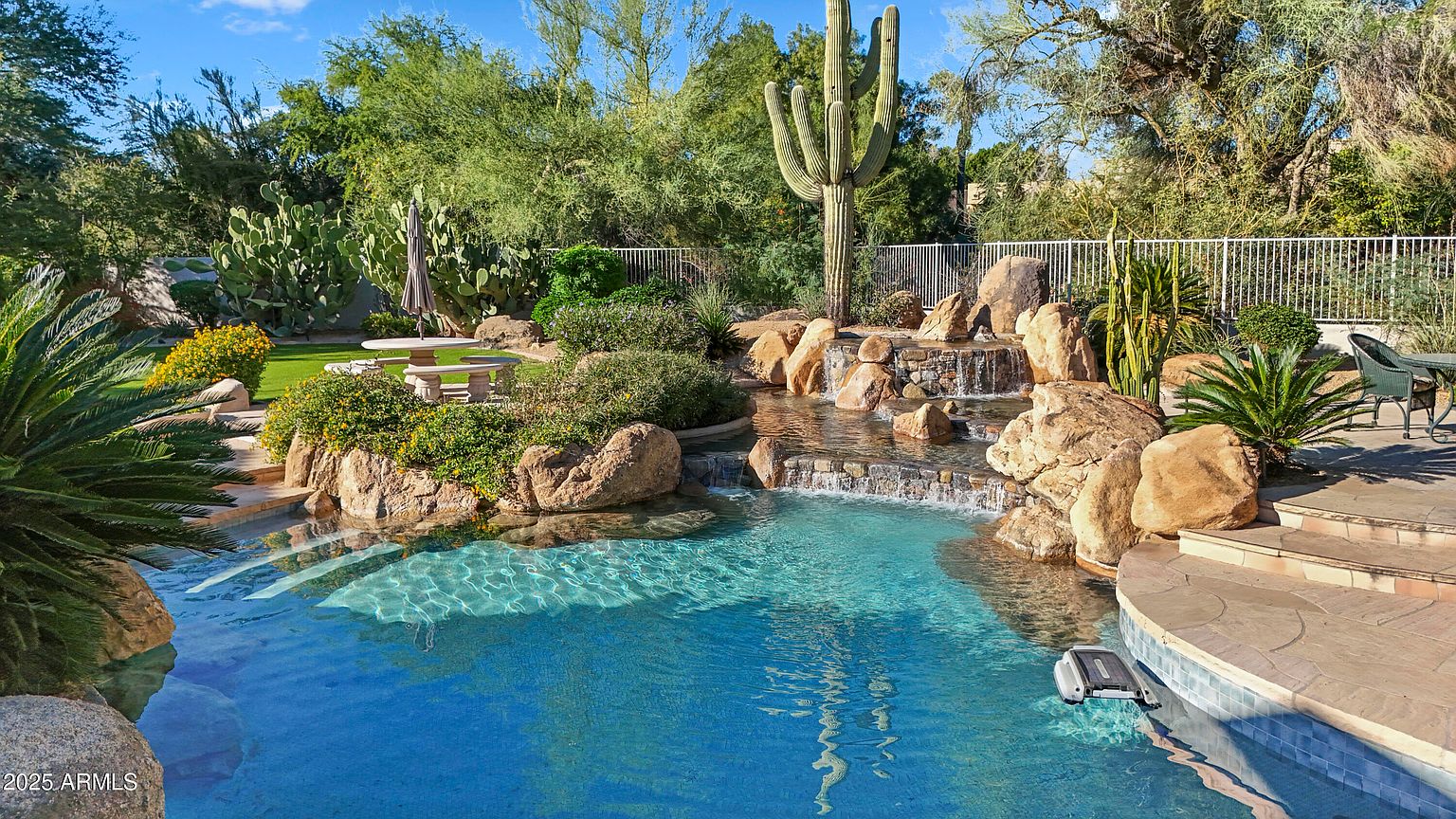 8350 E Via Del Sol Dr Scottsdale, AZ 85255 photo 5