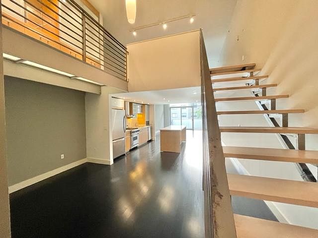 188 King St photo 4