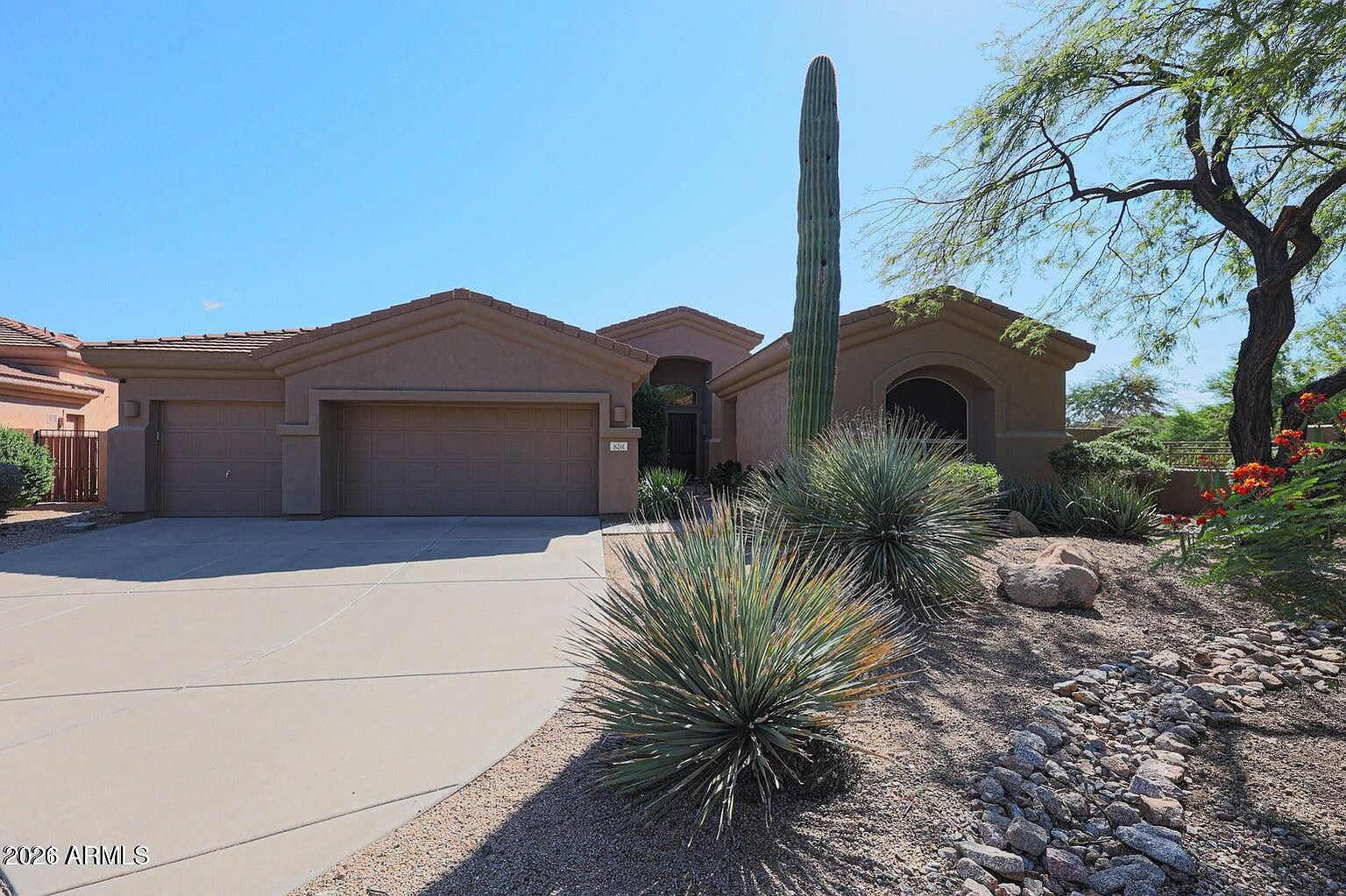 8261 E Tailspin Ln