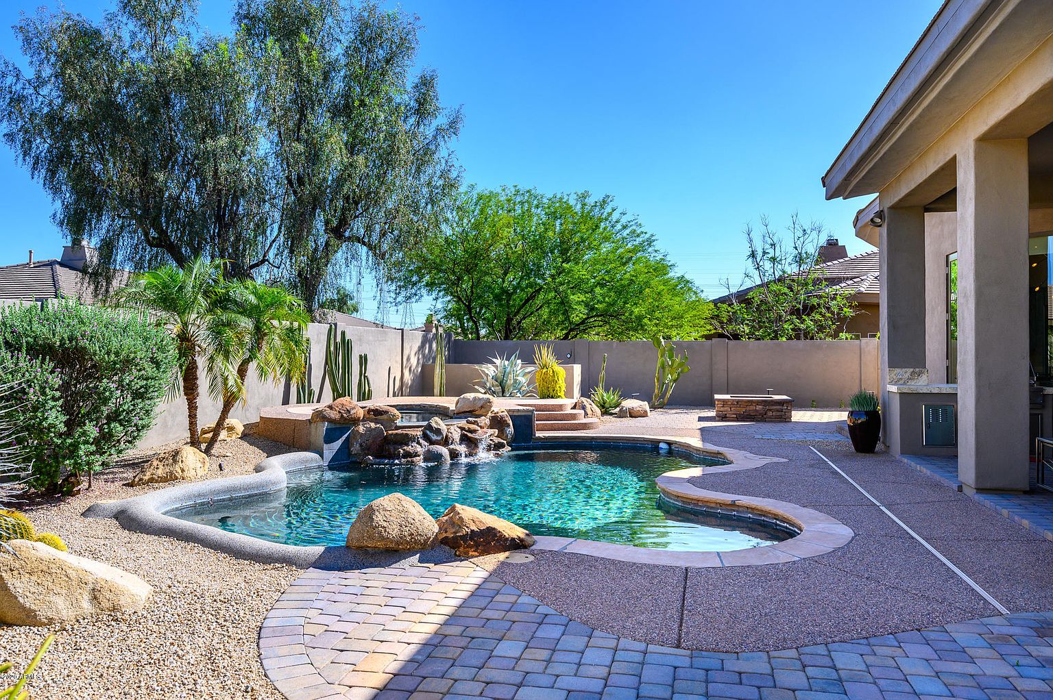 7953 E Thunderhawk Rd Scottsdale, AZ 85255 photo 2