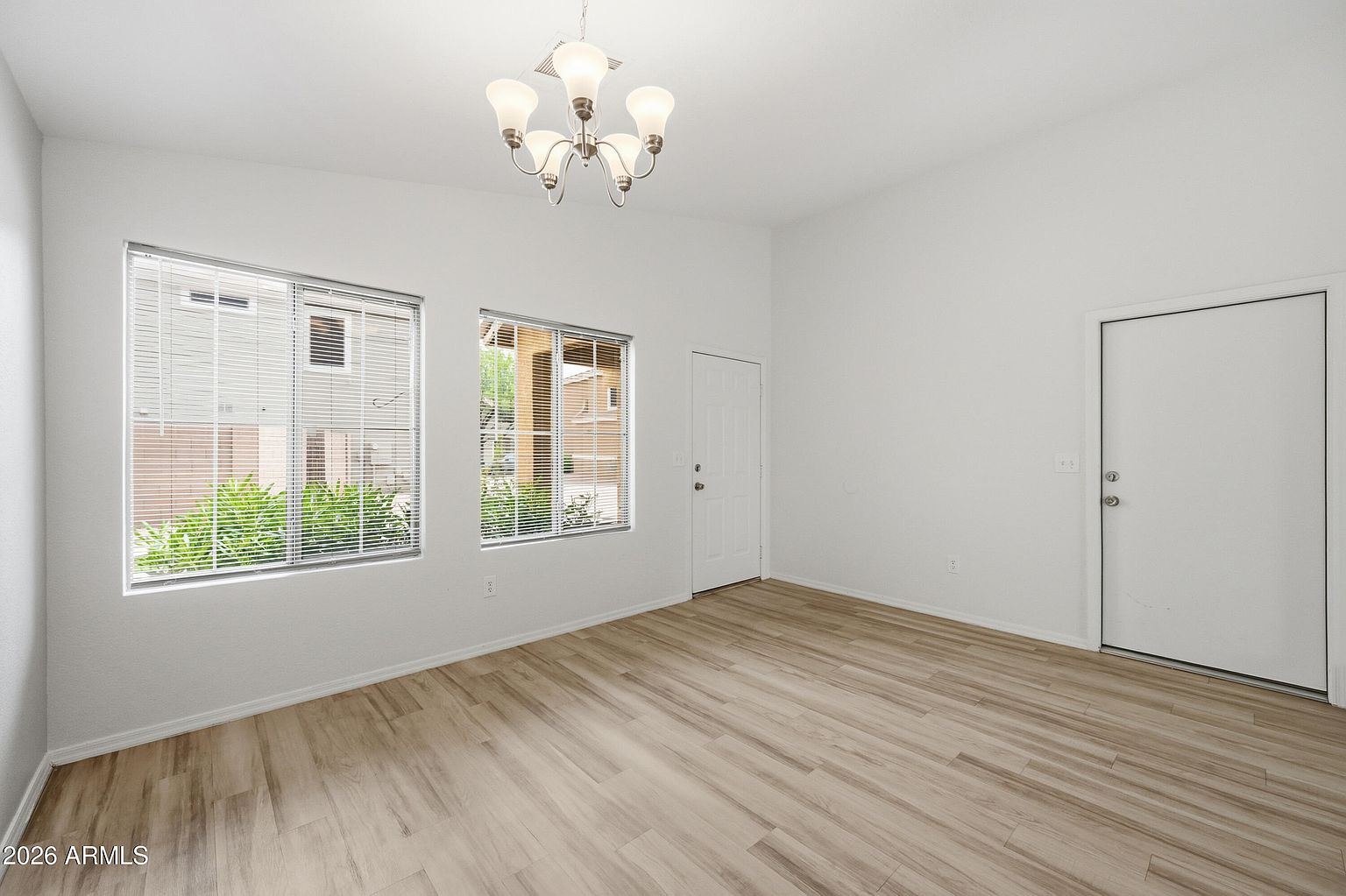 21862 N 40th Pl Phoenix, AZ 85050 photo 5