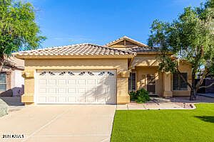 2432 E Cielo Grande Ave Phoenix, AZ 85024 photo 2