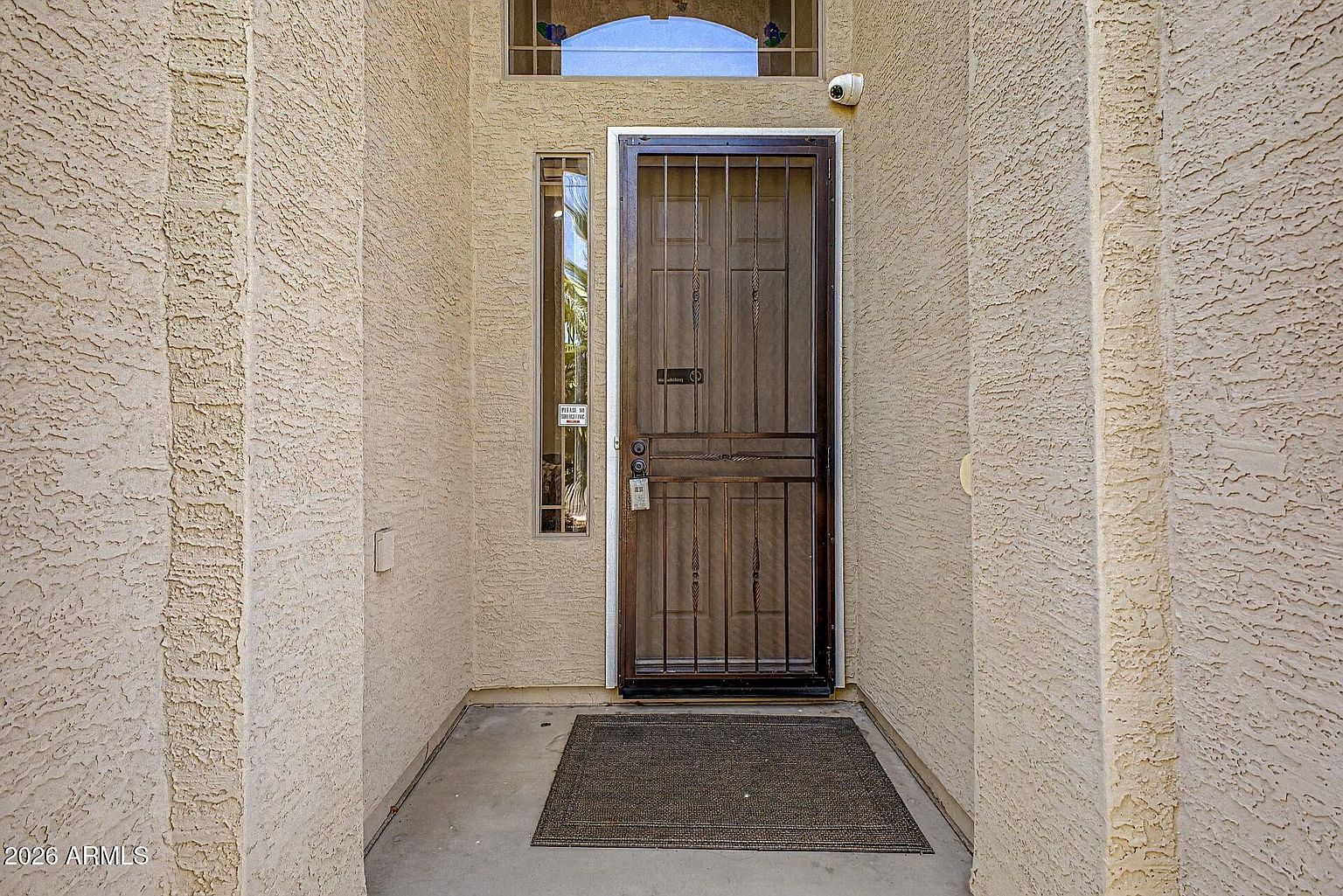 1015 E Irma Ln photo 5