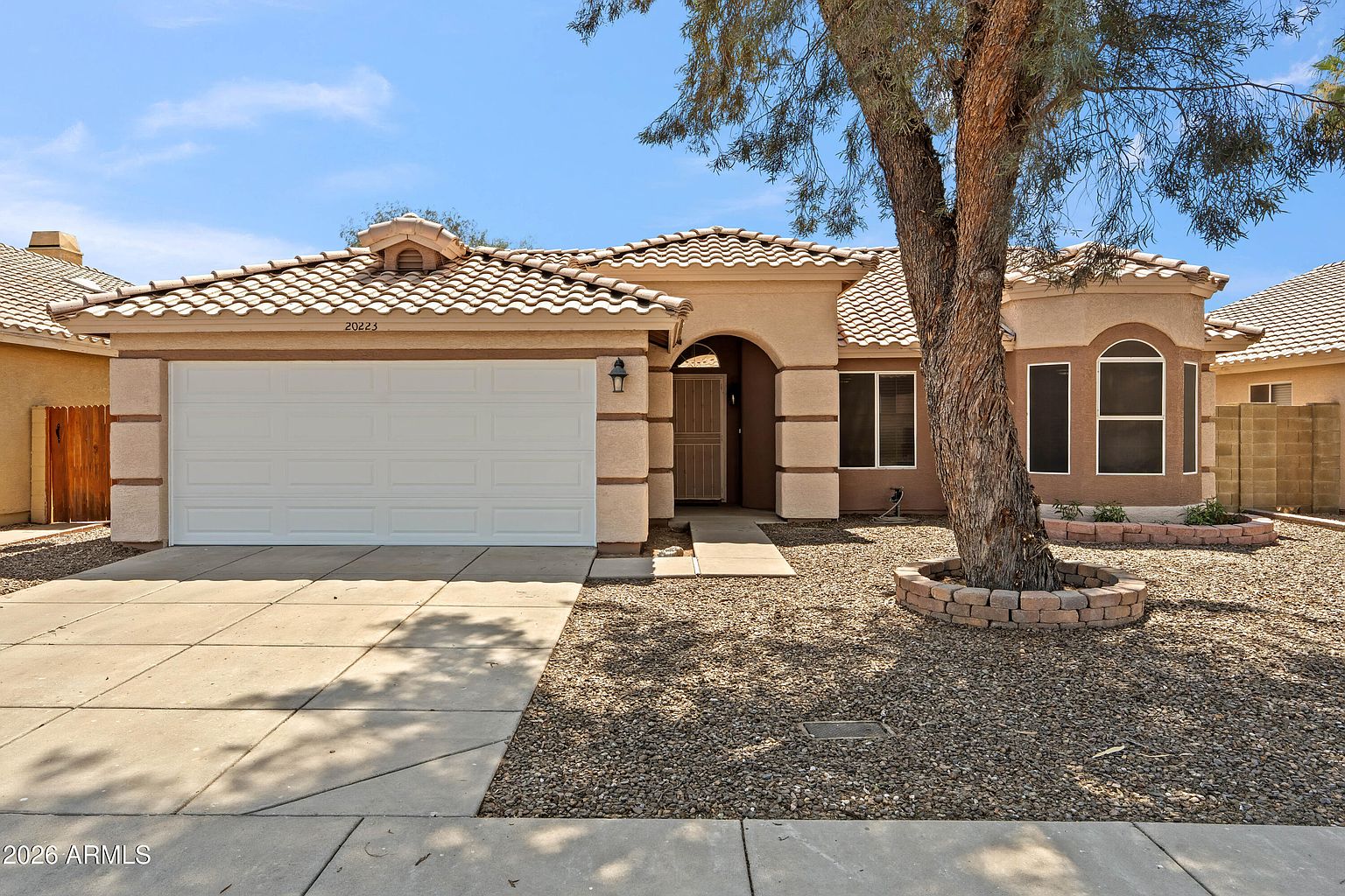 20223 N 30th St Phoenix, AZ 85050 photo 2
