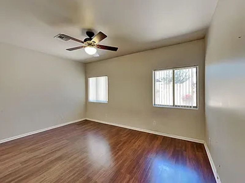 3002 E Jeanette Ct Phoenix, AZ 85050 photo 4