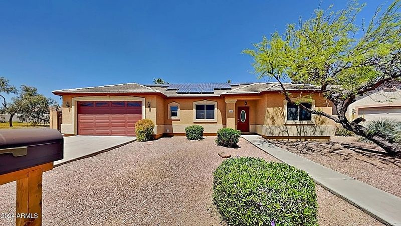 3002 E Jeanette Ct Phoenix, AZ 85050 photo 2