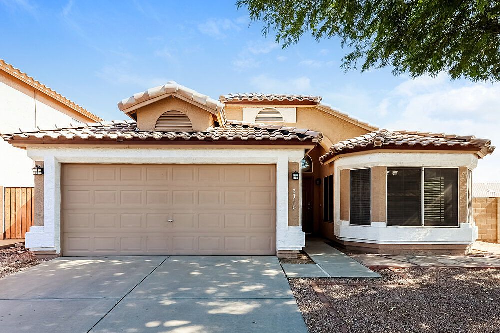 2310 E Morrow Dr Phoenix, AZ 85024 photo 3