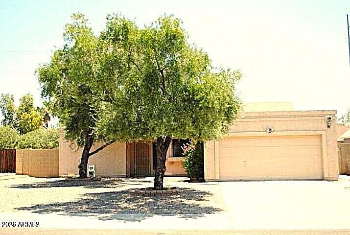 19649 North 11th St Phoenix, AZ 85024 photo 2