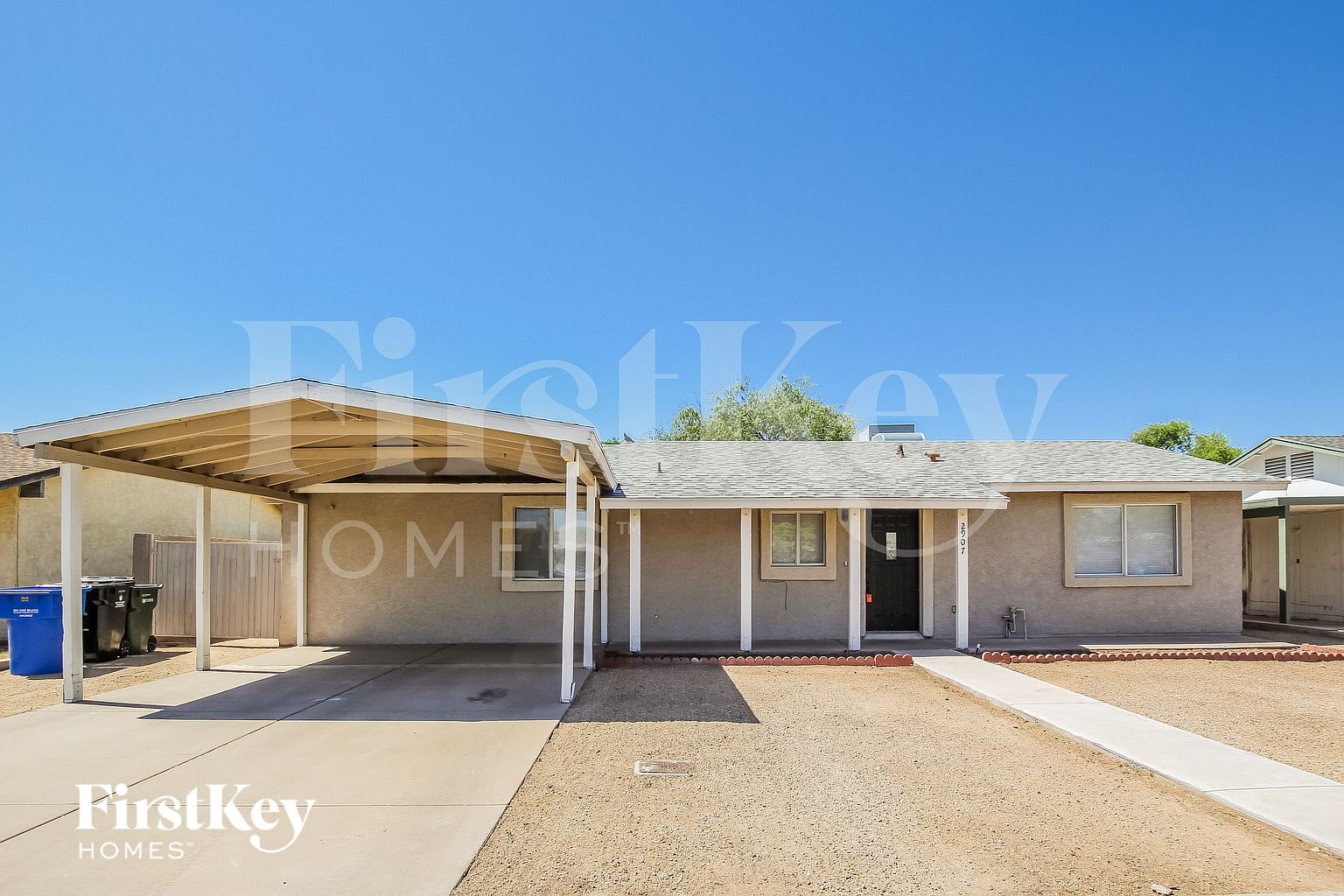 2907 E Michelle Dr Phoenix, AZ 85032 photo 2