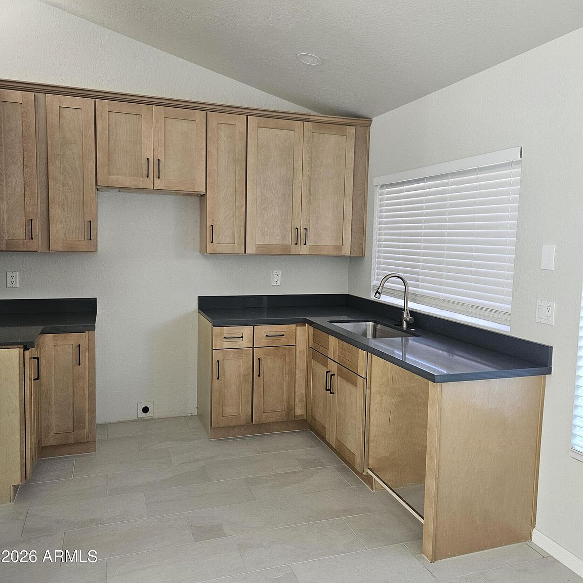 1828 E Villa Maria Dr photo 2
