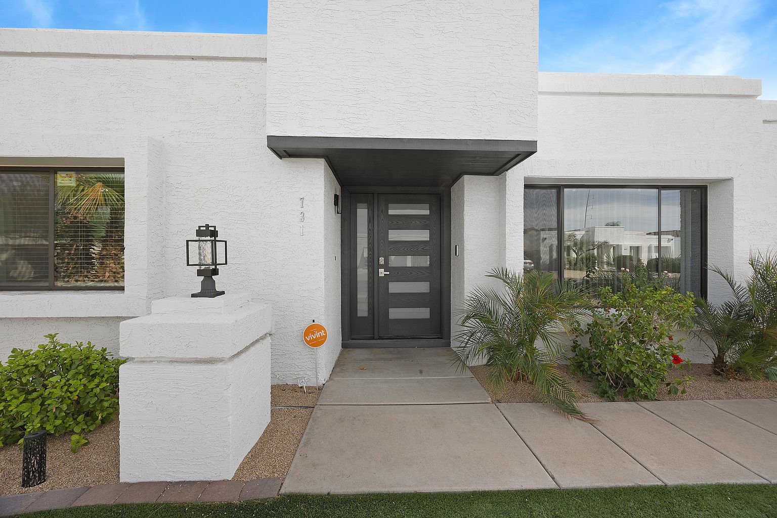731 E Villa Rita Dr photo 4