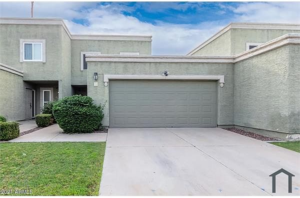 815 E Grovers Ave Phoenix, AZ 85022 photo 2