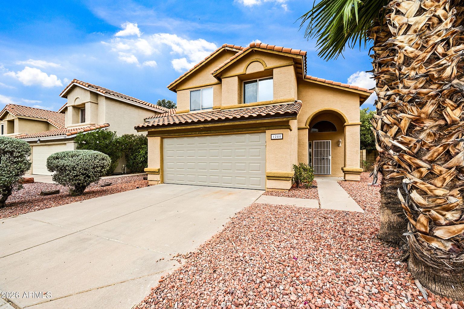 1244 E Angela Dr Phoenix, AZ 85022 photo 2