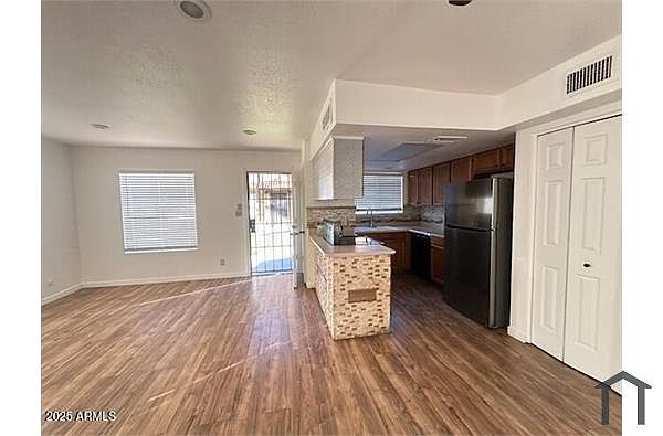 16225 N 30th St Phoenix, AZ 85032 photo 3