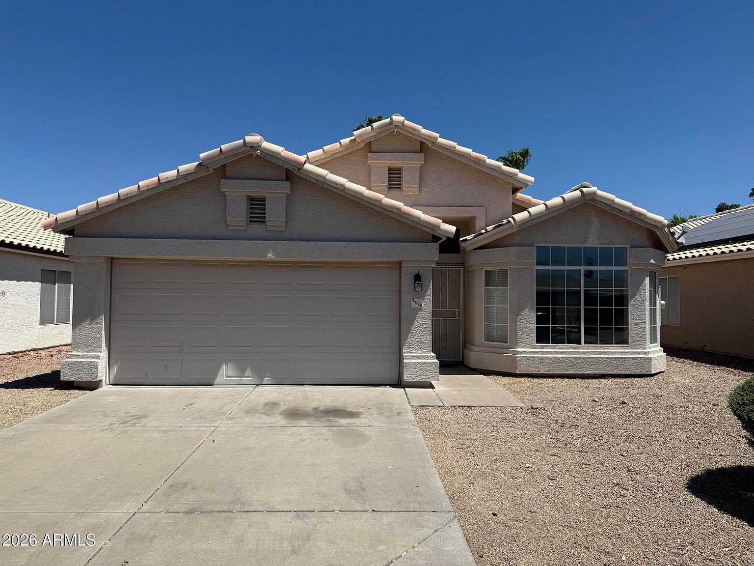 3526 E Edna Ave Phoenix, AZ 85032 photo 2