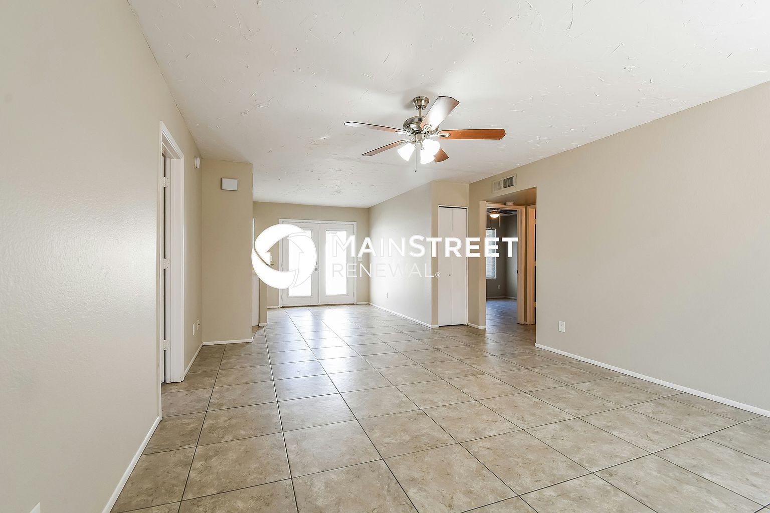 2833 E Beck Ln Phoenix, AZ 85032 photo 4