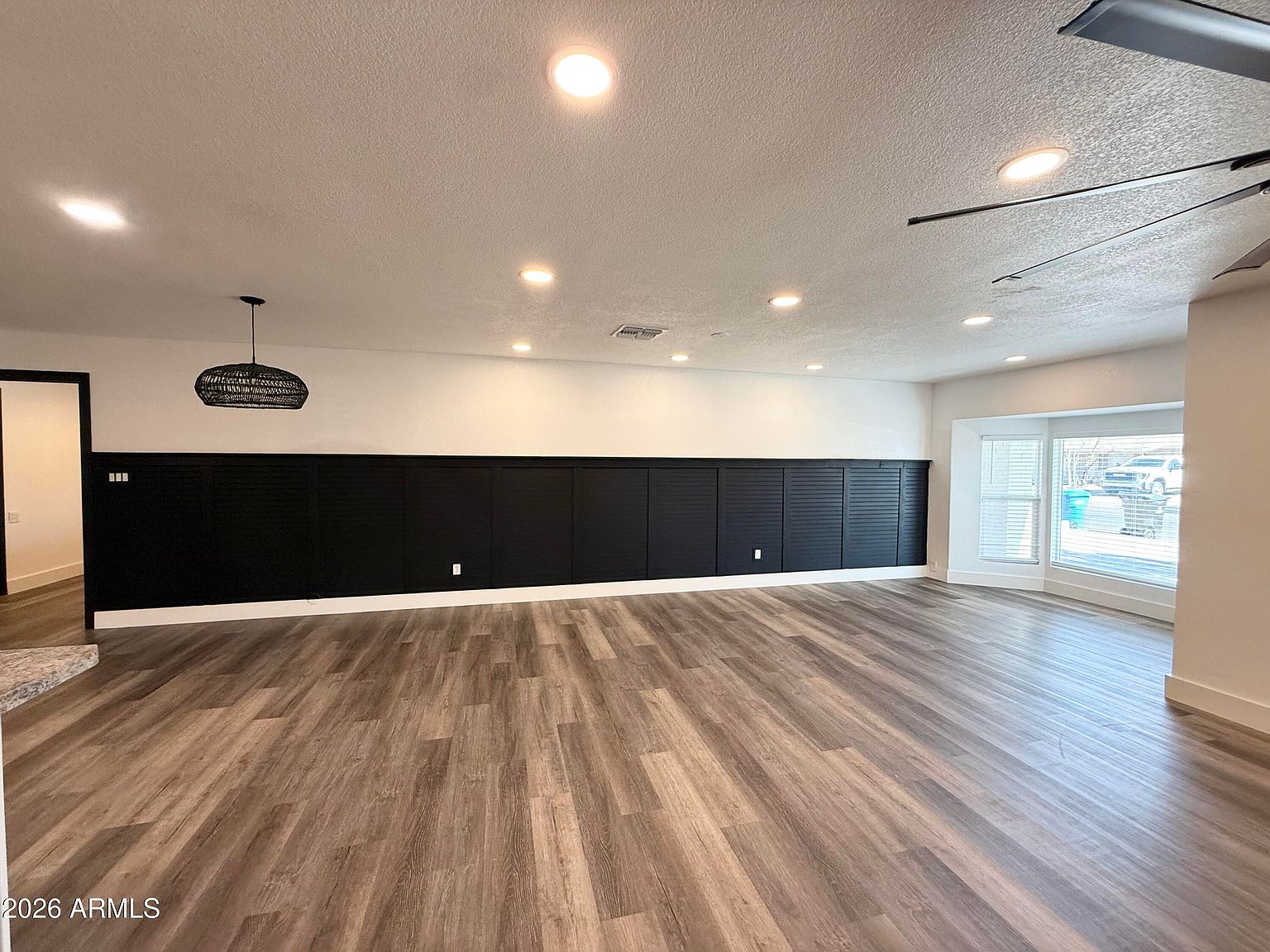 2116 E Marconi Ave photo 4