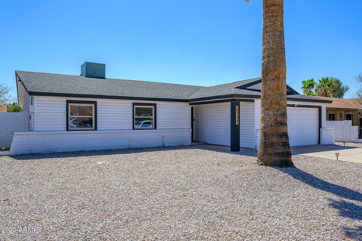 3731 E Janice Wy Phoenix, AZ 85032 photo 2