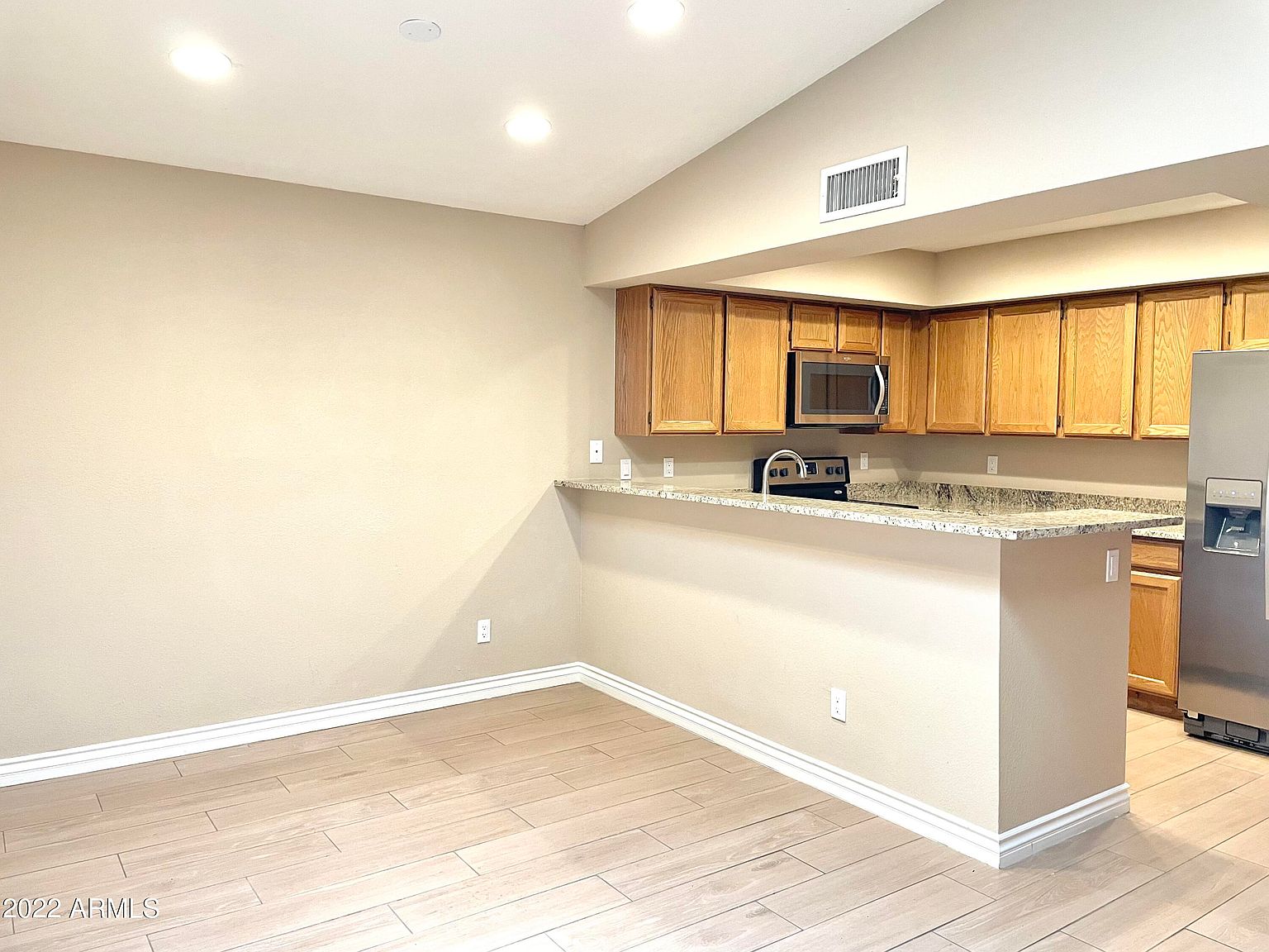 4522 E Renee Dr photo 5