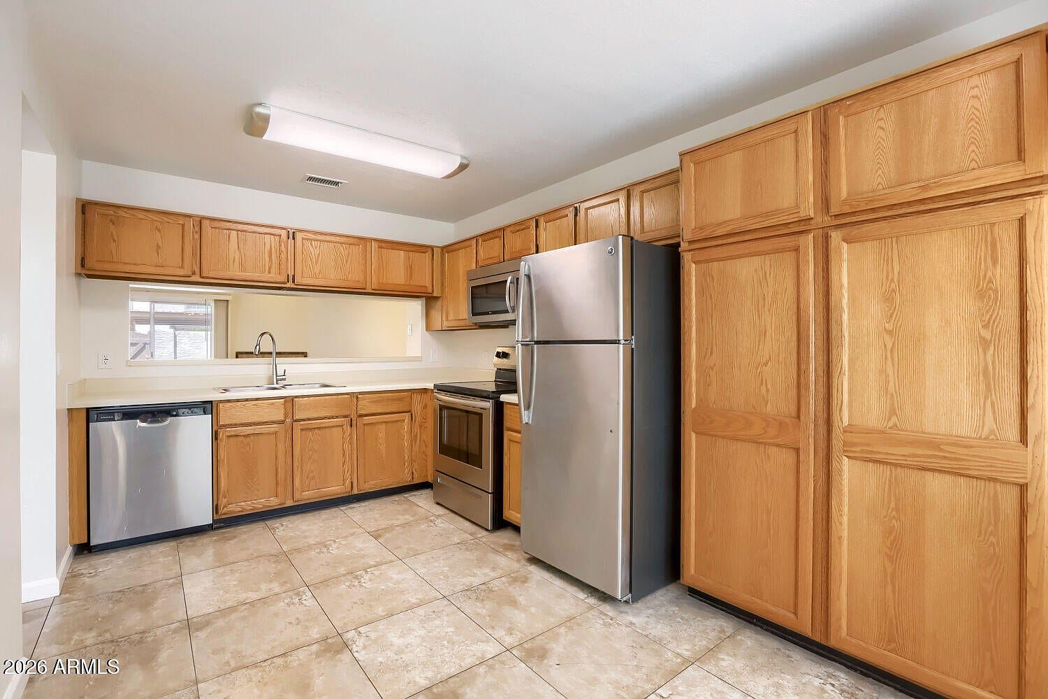 4114 E Union Hills Dr photo 4