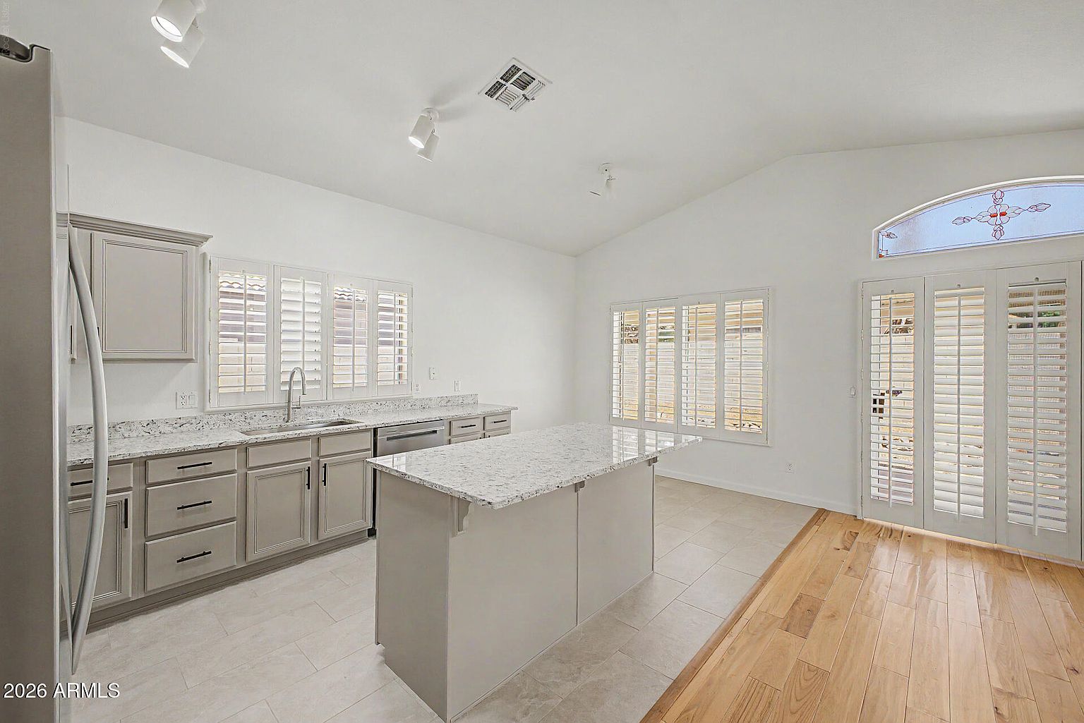 4626 E Charleston Ave Phoenix, AZ 85032 photo 2
