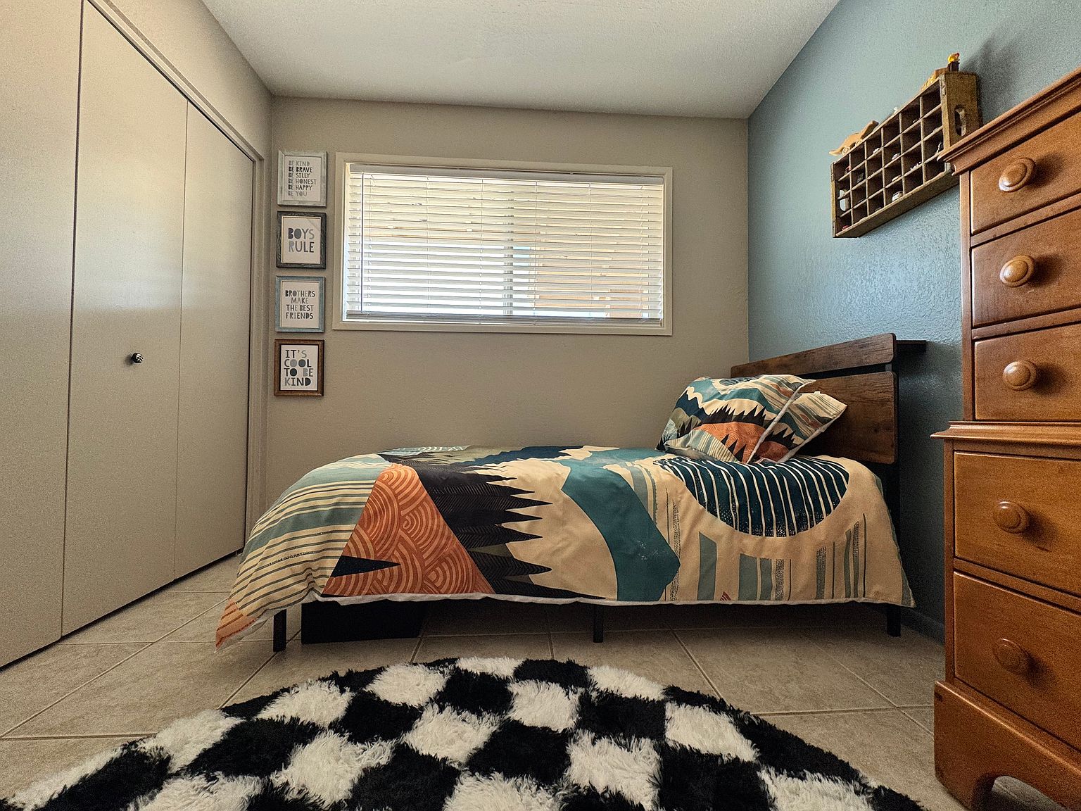 4148 E Villa Maria Dr photo 4
